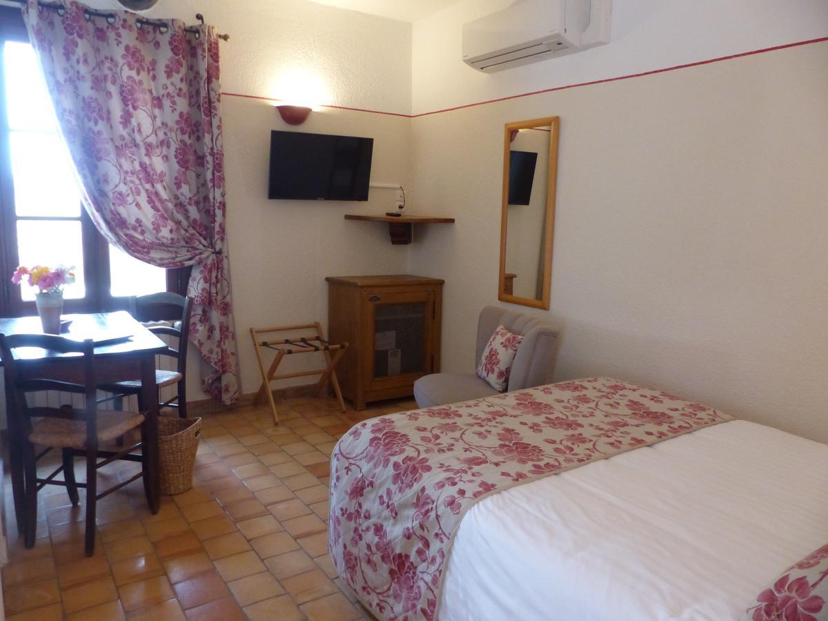 Charembeau Hotel Forcalquier Exterior foto